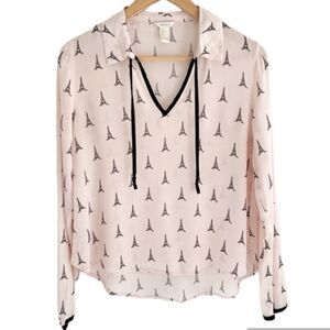 Forever 21 Light Pink Eiffel Tower Top Size Medium